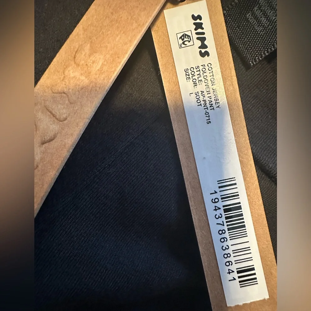 SKIMS Black Authentic Product Black Fold Over Pant Cotton Jersey Size Large NWT - Picture 10 of 10